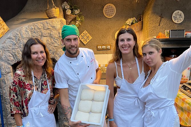 Pizza making classes and tastings - A 7:00 pm pizza workshop in the heart of Ischia