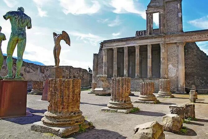 Pompei Archaeological Park Skip The Line ticket With audio Guide - Priority entry through Pompeii’s front door