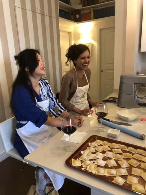 Pompei: Cooking class fresh pasta - Views, timing, and where you meet