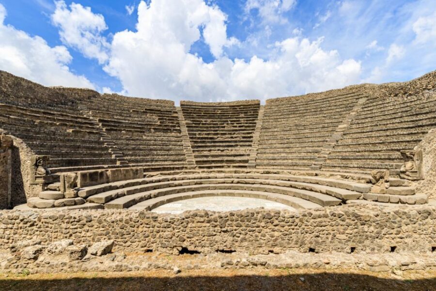 Pompei: Private tour of Pompei and Vesuvius from Sorrento - Pompeii First: Why Starting With the Ruins Helps
