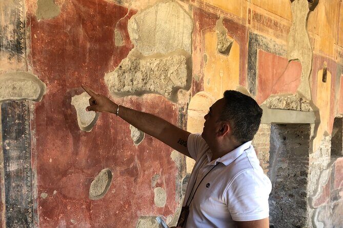 Pompei three hours with an expert guide - Amphitheater Time: Up to 20,000 People, and Why It Lands