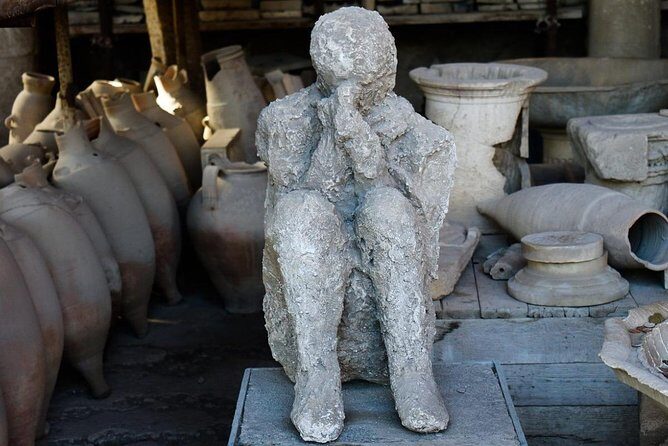 Pompeii: 2H Family friendly Tour with an Archeologist Guide - The Pompeii route in 2 hours: what you can expect in the park