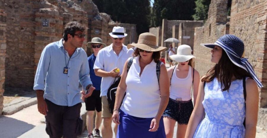 Pompeii 3-Hour Walking Tour - Getting Oriented: Meeting Points and Porta Marina