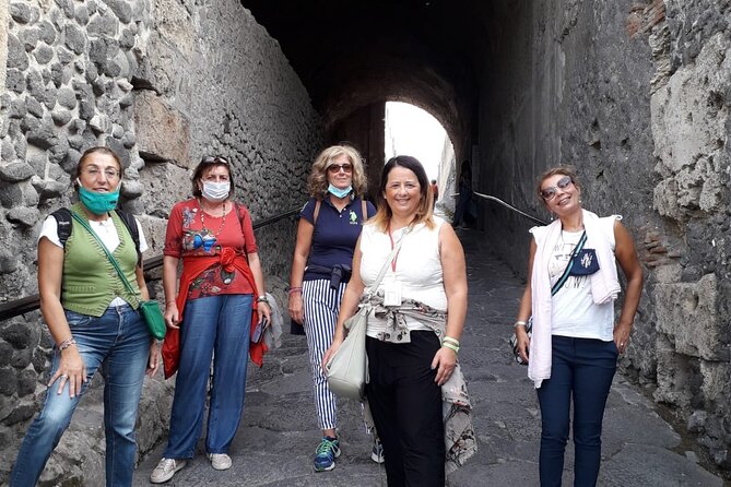 Pompeii Ancient City Walking Tour – Italian & English Guide - Group Size and Pacing: When Walking Tours Work (and When They Don’t)
