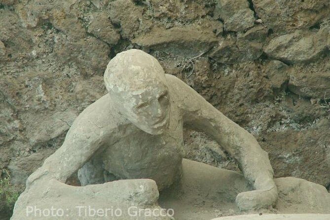 Pompeii and Herculaneum Day Tour - with Lunch from Naples - What the included guiding really means for your day