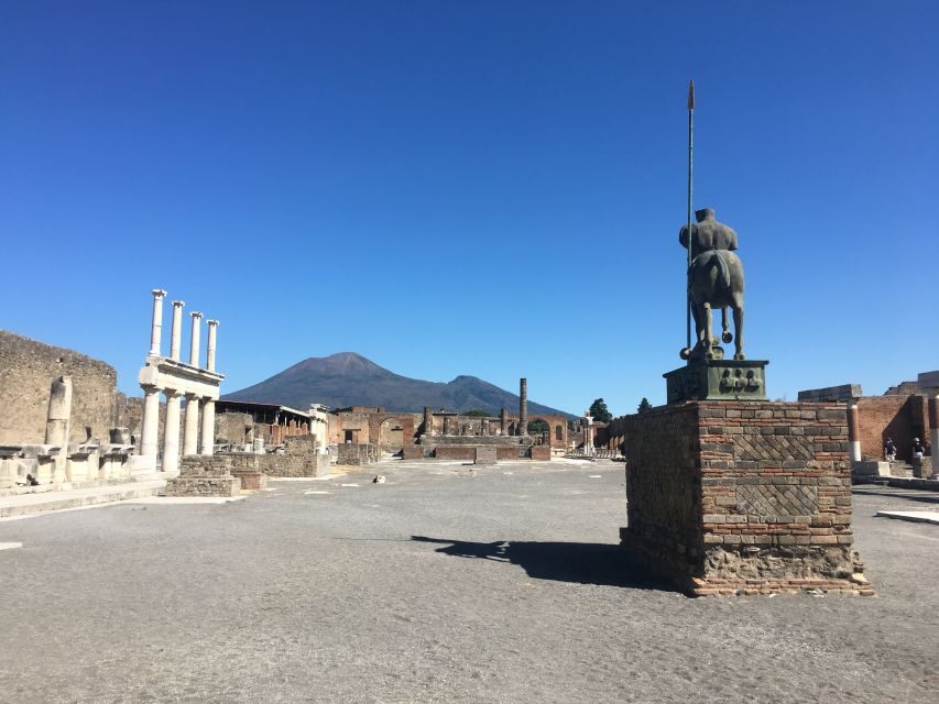 Pompeii and Herculaneum: Guided Tour with an Archaeologist - What you’ll see (and what to look for) so photos feel purposeful