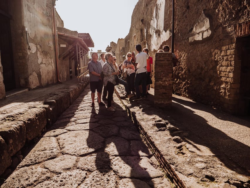 Pompeii and Herculaneum small group excursion from Sorrento - Meeting up in Sorrento: the easy start at Piazza Angelina Lauro
