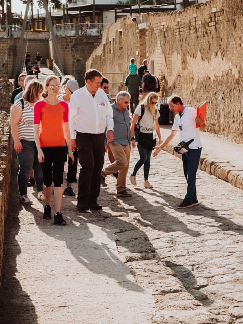 Pompeii and Herculaneum small group excursion from Sorrento - Pompeii Express and a guided walk through Roman daily life