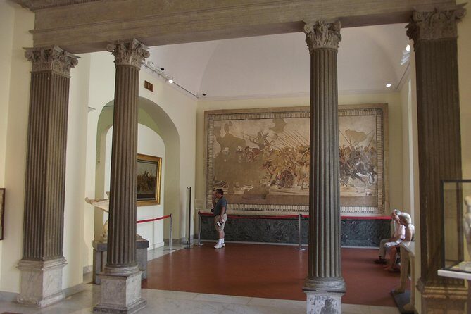 Pompeii and Naples with guide all day and tickets included - Naples Archaeological Museum: How the Art Explains What Came Before