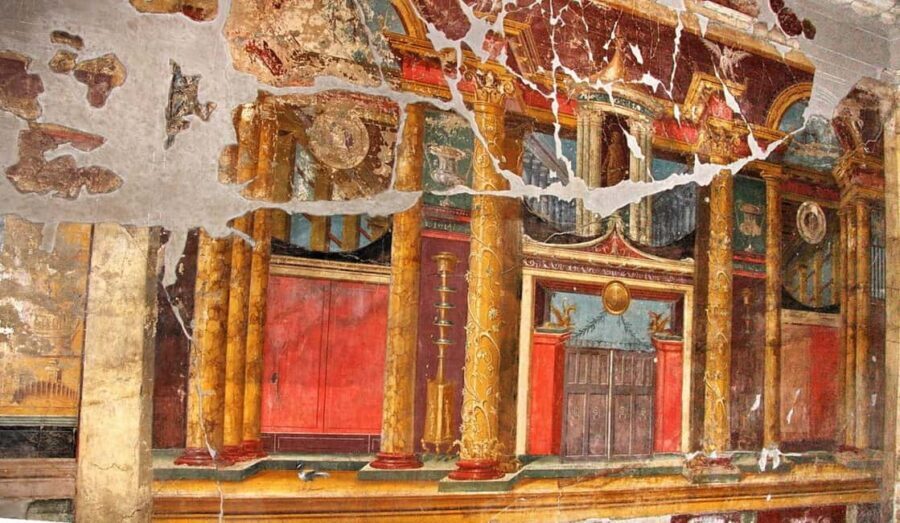 Pompeii and Oplontis: Small Group Tour with an Archaeologist - After Pompeii: your quick break and the transfer to Torre Annunziata