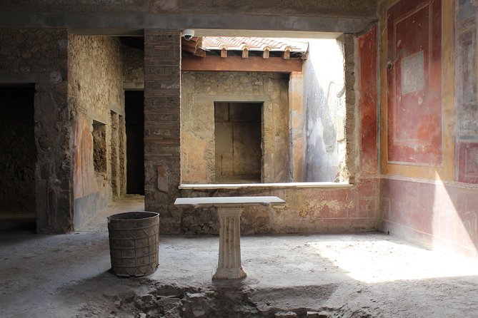 Pompeii and Vesuvius from Naples. Private activity - The Parco del Vesuvio lunch break: rest before the crater walk