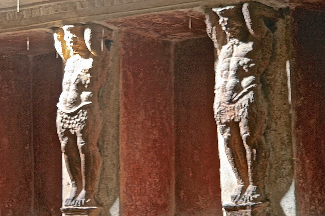 Pompeii and Villa of the Mysteries Private Tour - Pompeii in three hours: what a private guide really adds