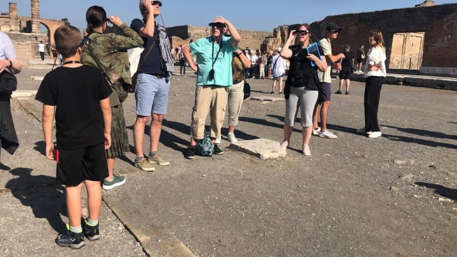 Pompeii: AR Glasses Augmented Reality Tour - Value check: is $20 worth it in Pompeii?