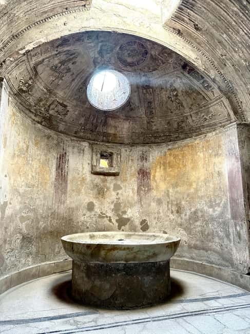 Pompeii: Exclusive Tour with Archaeologist and Entry Tickets - Key highlights to know before you go