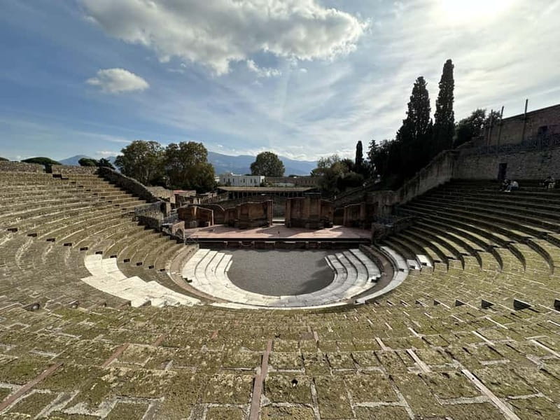 Pompeii: Exclusive Tour with Archaeologist and Entry Tickets - Price and value: why $50 can work for the right traveler