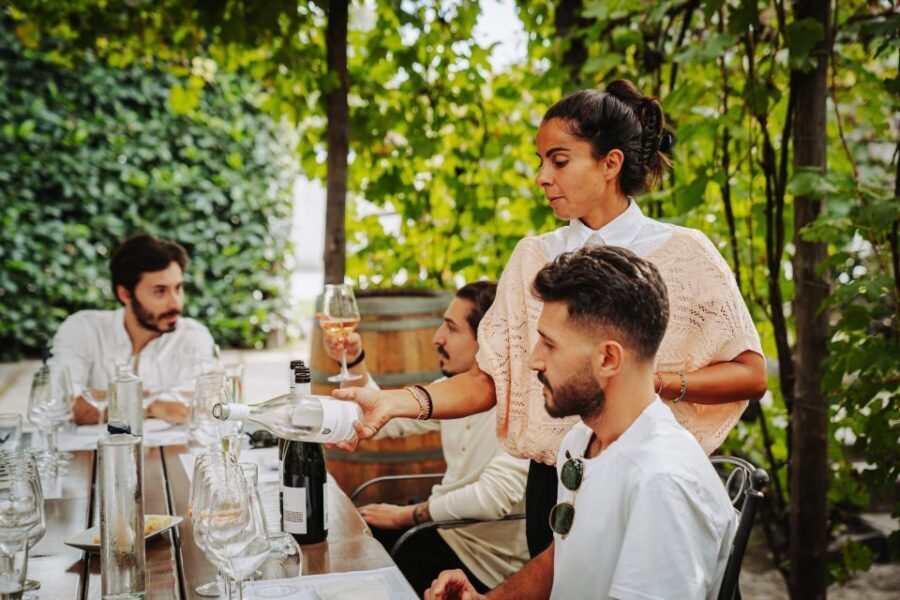 Pompeii: Guided Day Trip to Ruins and 2 Wineries Visits - Mount Vesuvius brunch and the final tasting stretch