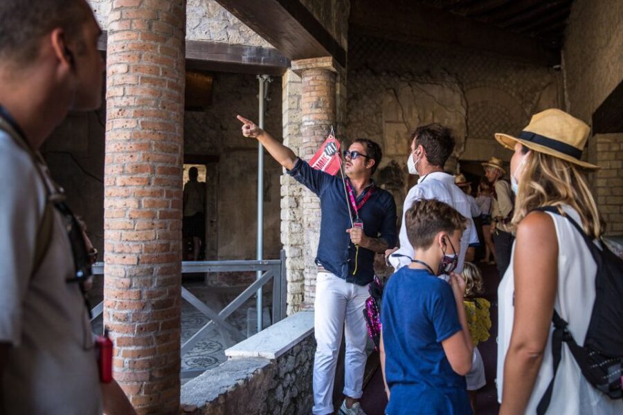 Pompeii: Guided Tour and Skip-the-Line Ticket - Macellum: the food market pulse of the city