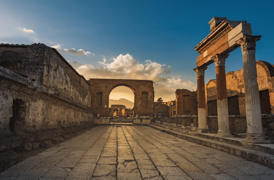 Pompeii Guided Tour with Archaeologist - Two hours in Pompeii: the route that prioritizes the essentials