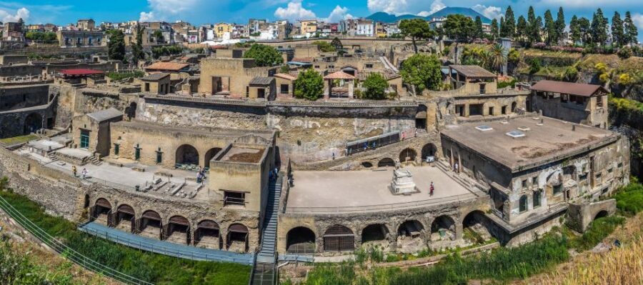 Pompeii, Herculaneum and Vesuvius Tour - The Coach Transfers: How You Avoid the Stress Spiral