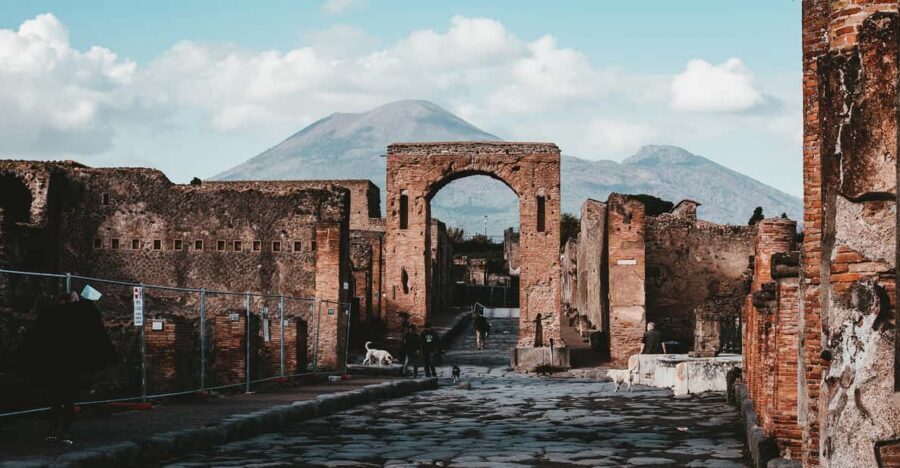 Pompeii & Herculaneum Group Tour with tickets - Key points that make this tour worth your time