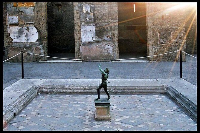 Pompeii, Mt Vesuvius and Wine Tour - Stop 1: Pompeii Archaeological Park with a 2-hour guide