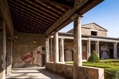 Pompeii & Mt.Vesuvius Day Tour from Naples with Pizza Lunch - Pompeii Walking Tour: The Stops That Actually Teach You the City