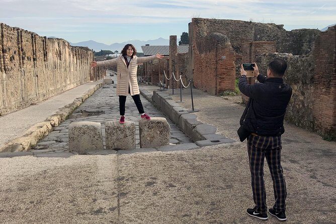 Pompeii New Discoveries Private Guided Tour - Focus on the most important excavations: time-saving value