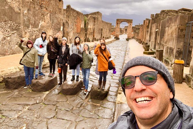 Pompeii New Discoveries Private Guided Tour - Who this tour suits best (and who should choose differently)