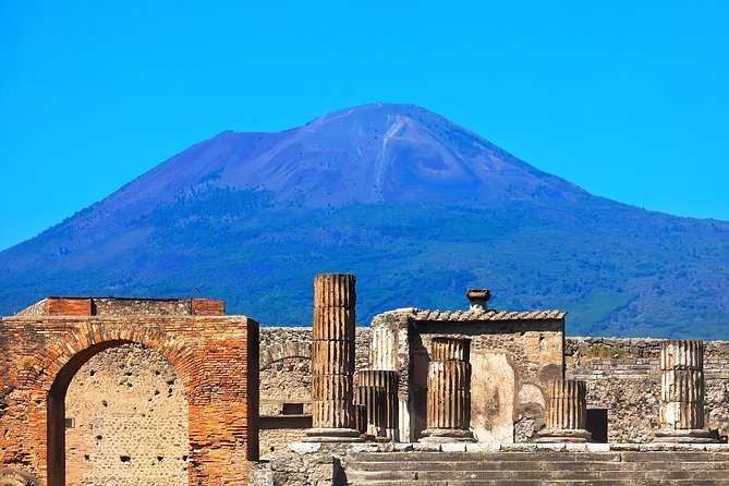 Pompeii, Positano,Sorrento with guide, tickets and lunch all included - Private Pompeii and Positano: how the schedule stays manageable
