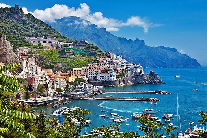 Pompeii, Positano,Sorrento with guide, tickets and lunch all included - Positano town time: views, lemon-scented streets, and that terrace feel