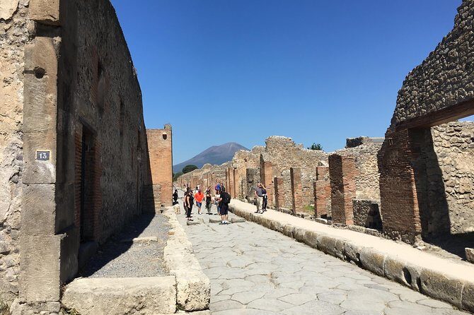Pompeii private guided tour and Amalfi coast - From Sorrento to Positano: Coastal Views and Photo-by-Photo Timing