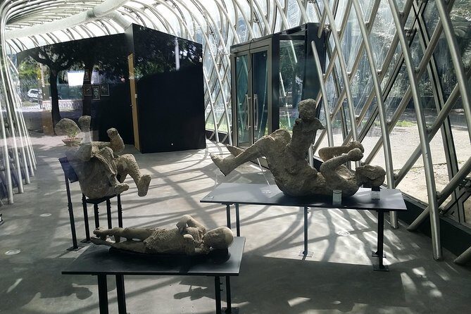 Pompeii private small group tour - 4 hours including transfers - Small Group Energy: The Sweet Spot for Pompeii