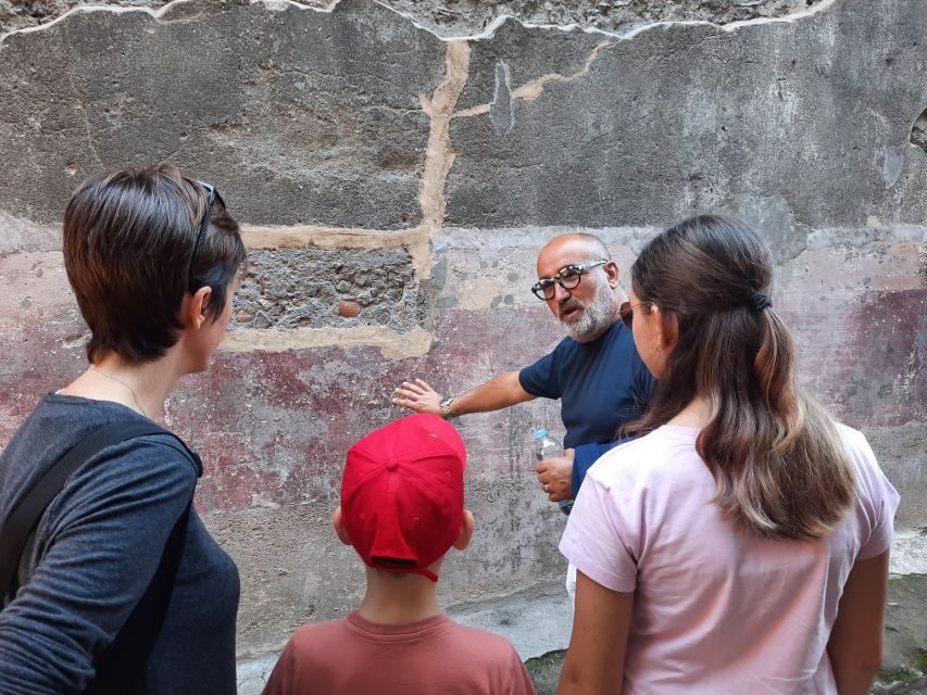 Pompeii Private Tour for Kids and Their Families - Meeting Outside Coffe Shop Vittoria: Start Smarter, Walk Easier