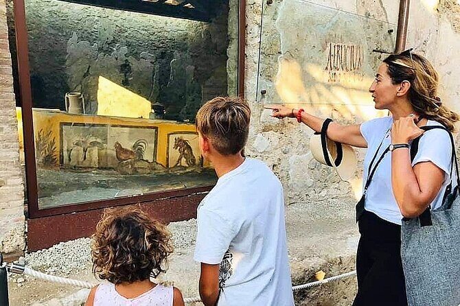 Pompeii Private Walking Tour with Expert and Authorized Guide - Key highlights at a glance