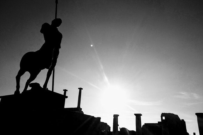Pompeii ruins - Direct access and a private group up to 10: the pace you’ll feel