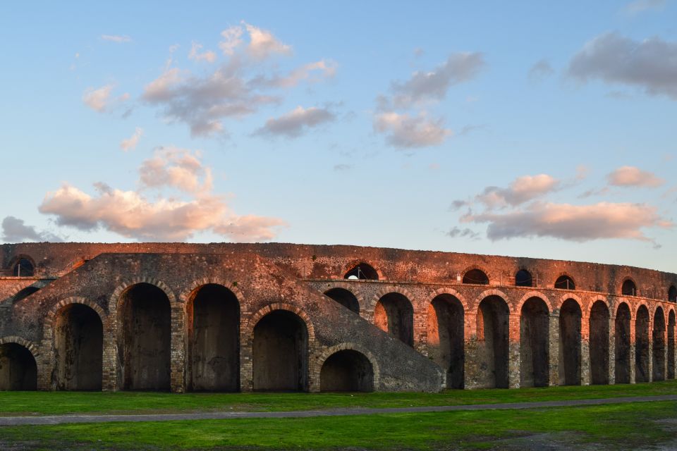 Pompeii: Skip-the-Line Entrance Ticket with Audio Guide - Quick hits before you go
