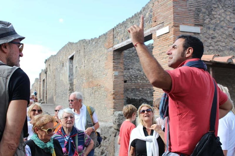 Pompeii: Skip-the-Line Guided Archaeological Discovery Tour - Entering Pompeii From Piazza Esedra: Meeting Point Math