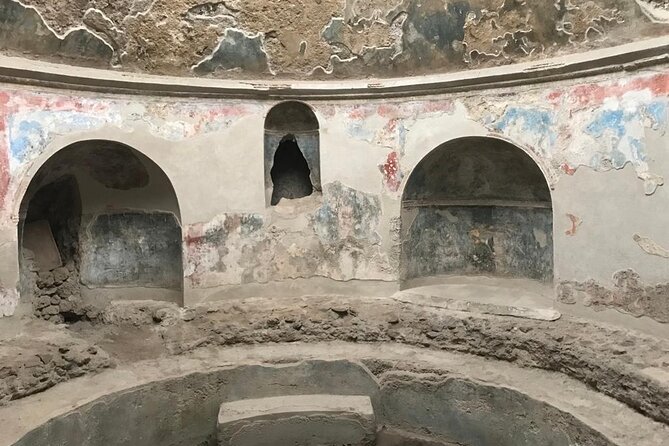 Pompeii Small Group Guided Tour with Skip-the-line Admission - Ancient homes you can actually picture: Houses of Menander, Faun, Vettii, Caecilius Iucundus