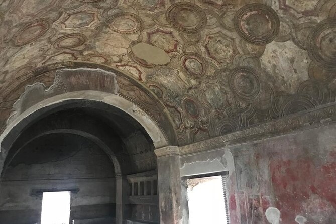 Pompeii Small Group Guided Tour with Skip-the-line Admission - Price and value of an $82.91 skip-the-line small group tour