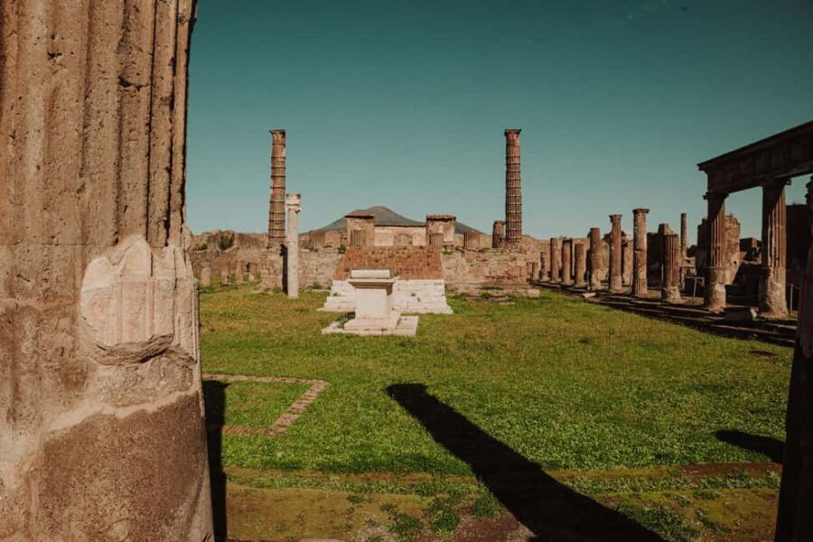 Pompeii Small Group Tour with transportation from Naples - Key highlights at a glance