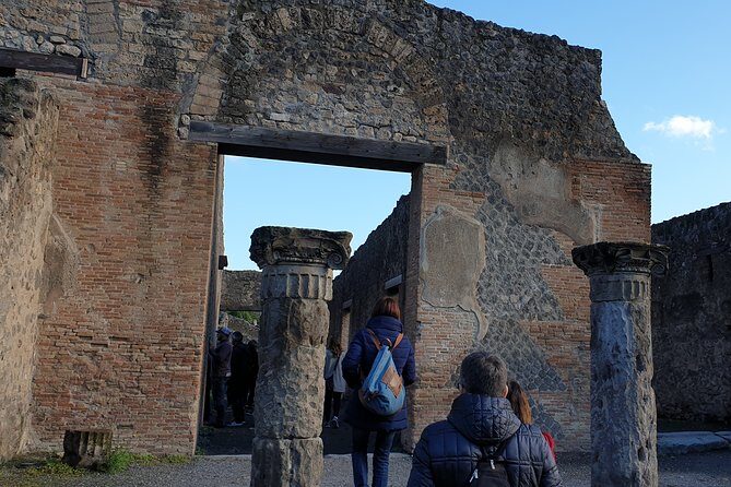Pompeii tour with entrance ticket! - Skip-the-line priority vs. the separate entrance ticket
