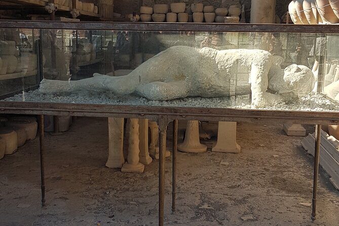 Pompeii Tour with experienced guide - Comfort, Pace, and the Private-Group Advantage