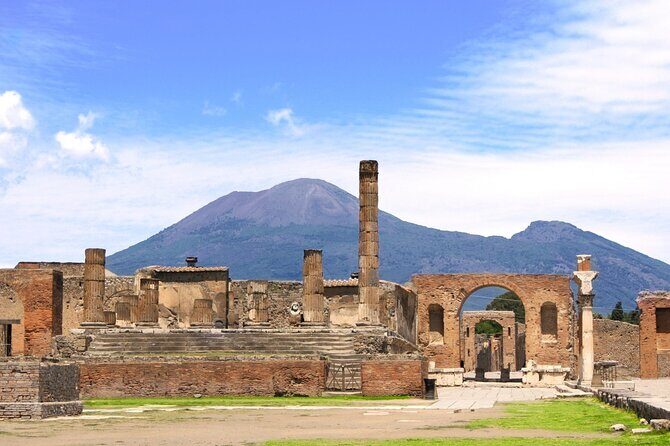Pompeii Tour with Lunch and Wine Tasting from Positano - Small risks you should plan for (based on real experience)