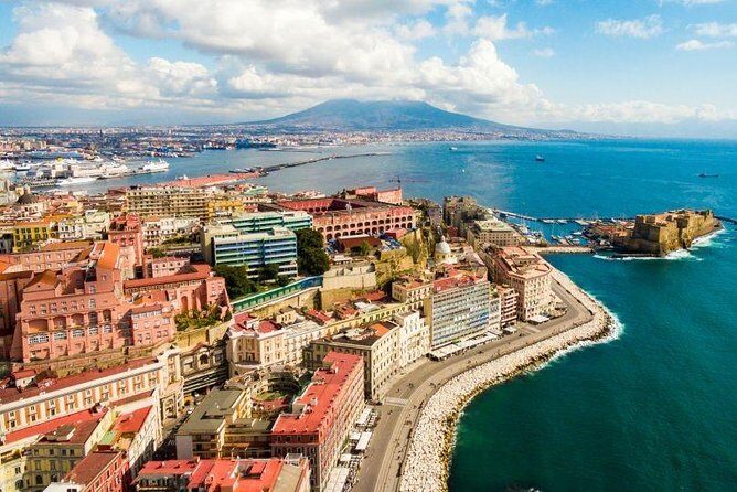 Pompeii Vesuvius Sorrento from Naples - Vesuvius National Park: a dramatic view with a very short stop