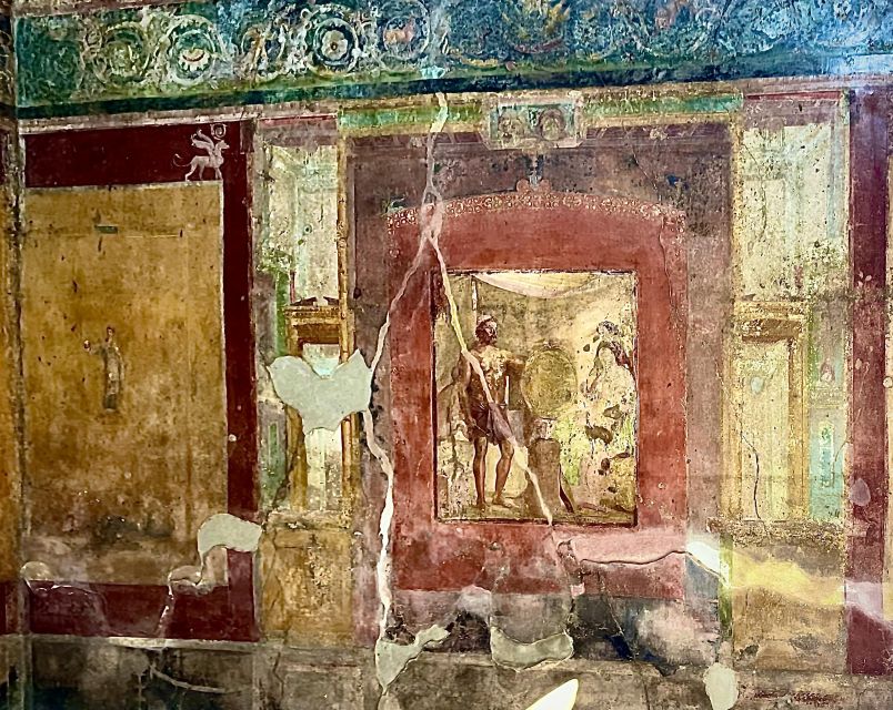 Pompeii-Vesuvius & Winery All Inclusive Tour From Positano - Lunch that fits the day (not the other way around)