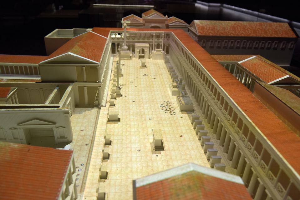 Pompeii: Virtual Museum ticket - From above: the Forum, baths, and amphitheater reconstructions