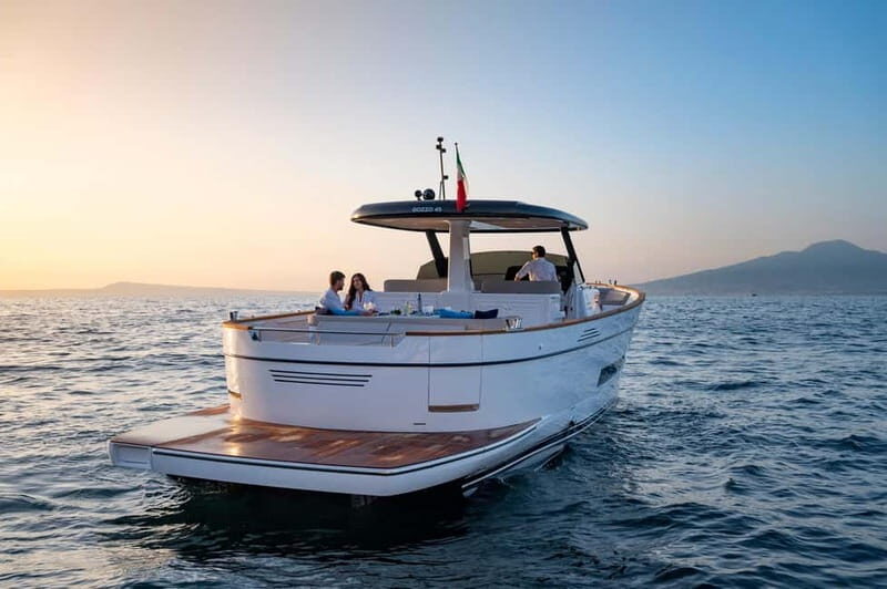 Positano: Amalfi Coast & Emerald Grotto Private Boat Tour - The Floating Bar: Snacks, Prosecco & Limoncello, and Sunset Views