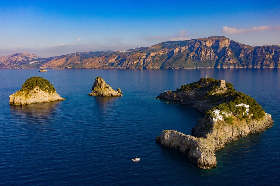 Positano: Capri Boat Tour with Swimming, Drinks, and Snacks - Value for Money: Where This Capri Boat Tour Gives You the Most
