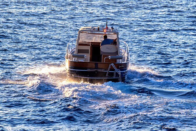 Positano e Amalfi exclusive cruise - Amalfi time on land: 2 hours to enjoy the town at your own pace