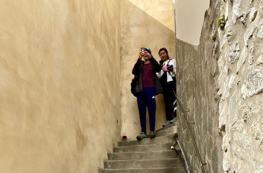 Positano: Old Town Walking Tour with Archaeologist Guide - Why Positano’s stairs matter more than you think